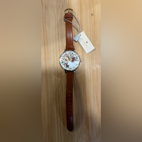 Olivia Burton Flower Show Watch With 38mm White Face With  display picture 1